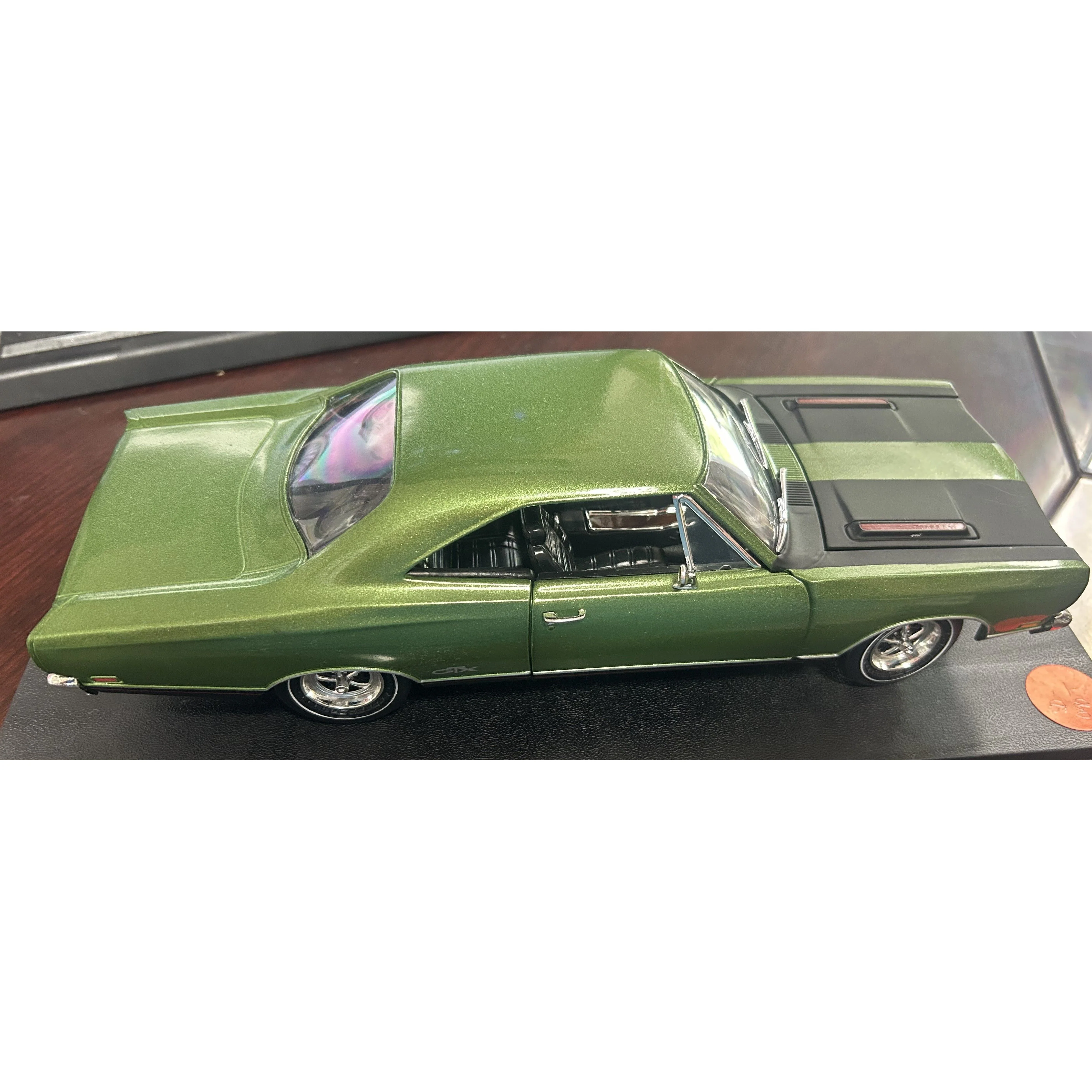 1/18 Scale Ertl American Muscle 1969 Plymouth GTX - Image 2