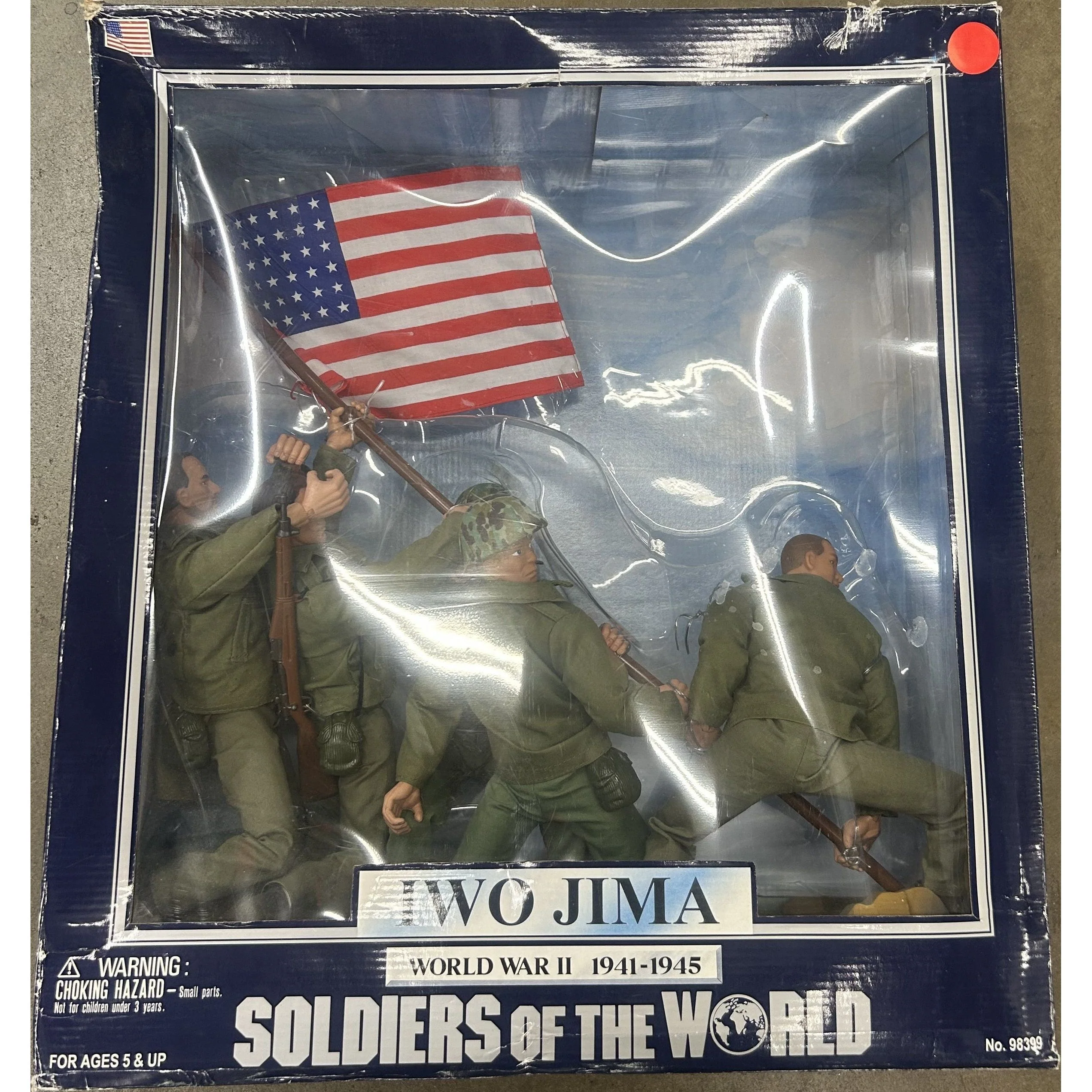 1998 Soldiers of the World 1/6 Scale Iwo Jima 12" Soldiers Display - Image 2