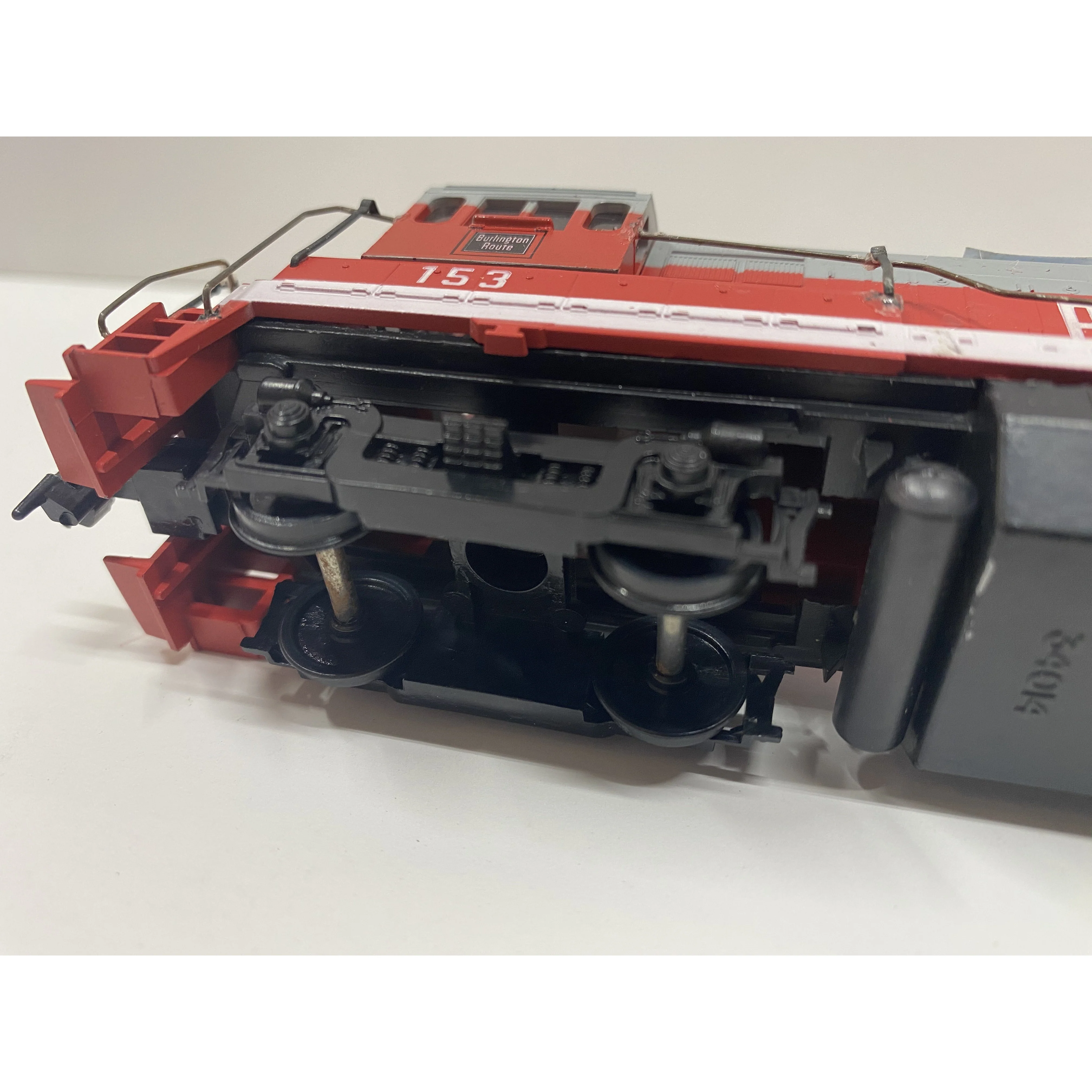 HO Scale Athearn CB&Q Burlington #153 Unpowered - Image 6