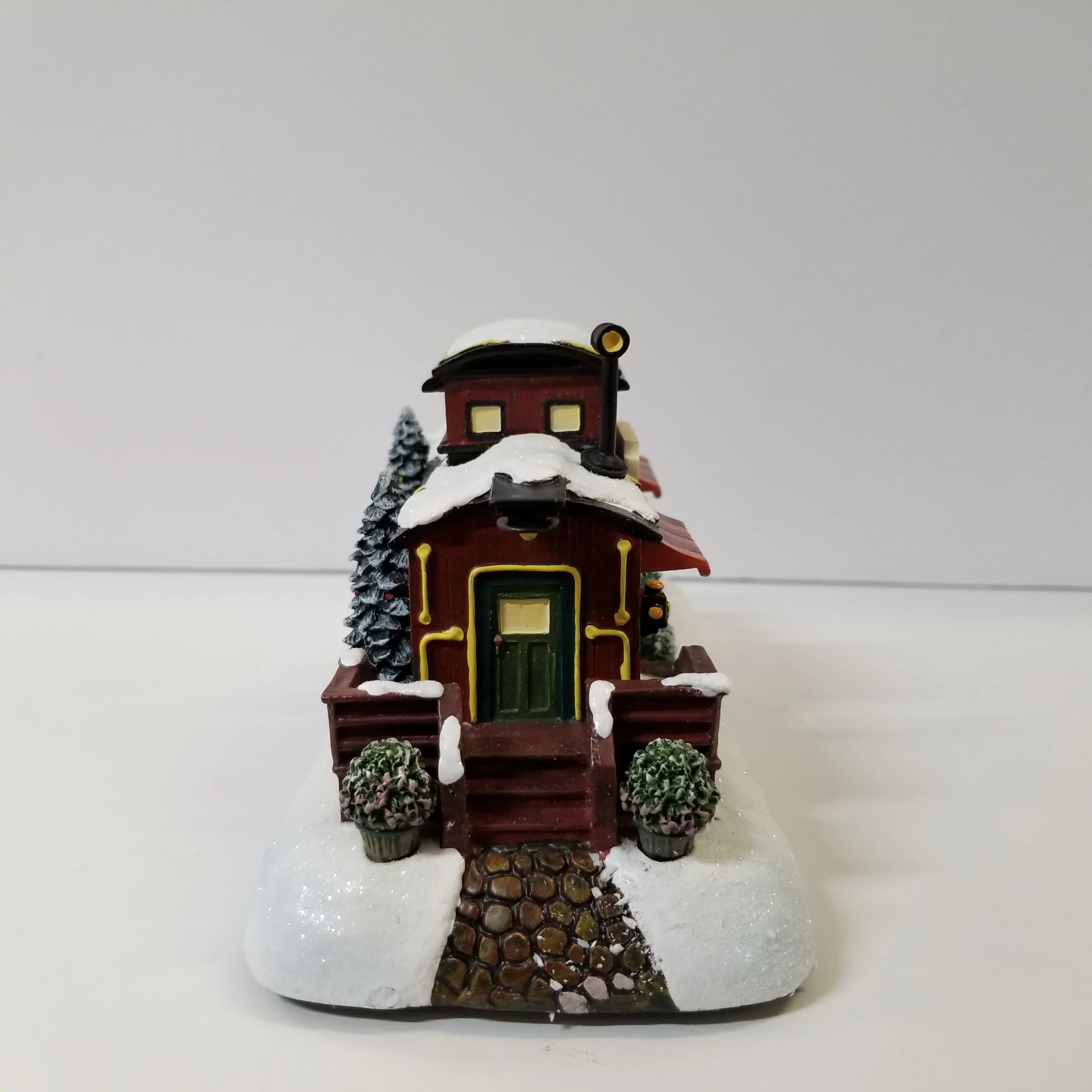 Hawthorne Village Collection No.A0352 Little Red Caboose Diner - Image 4