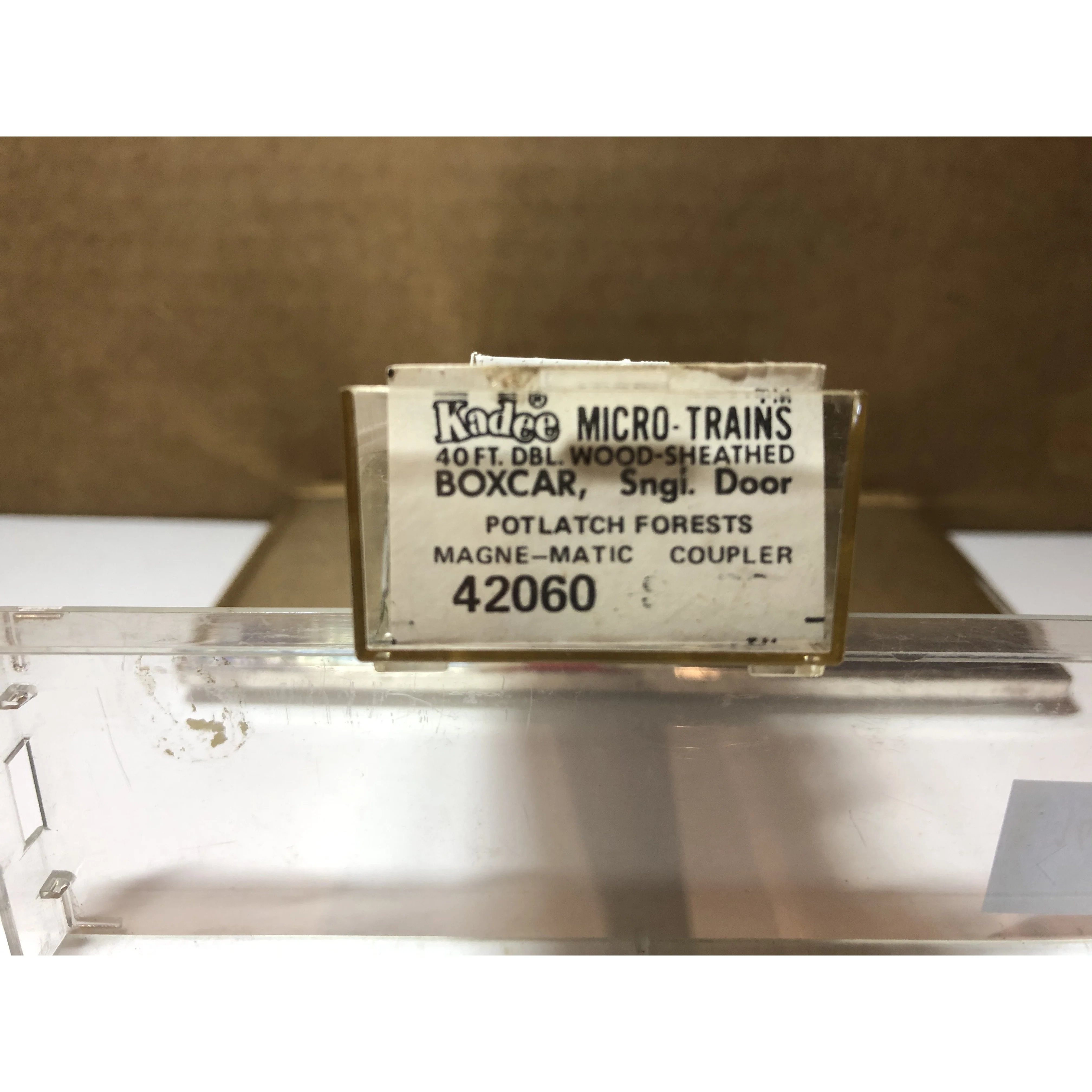 N Scale 42060 Kadee Potlatch Forests 40' Double Sheathed Wood Box Car - Image 2