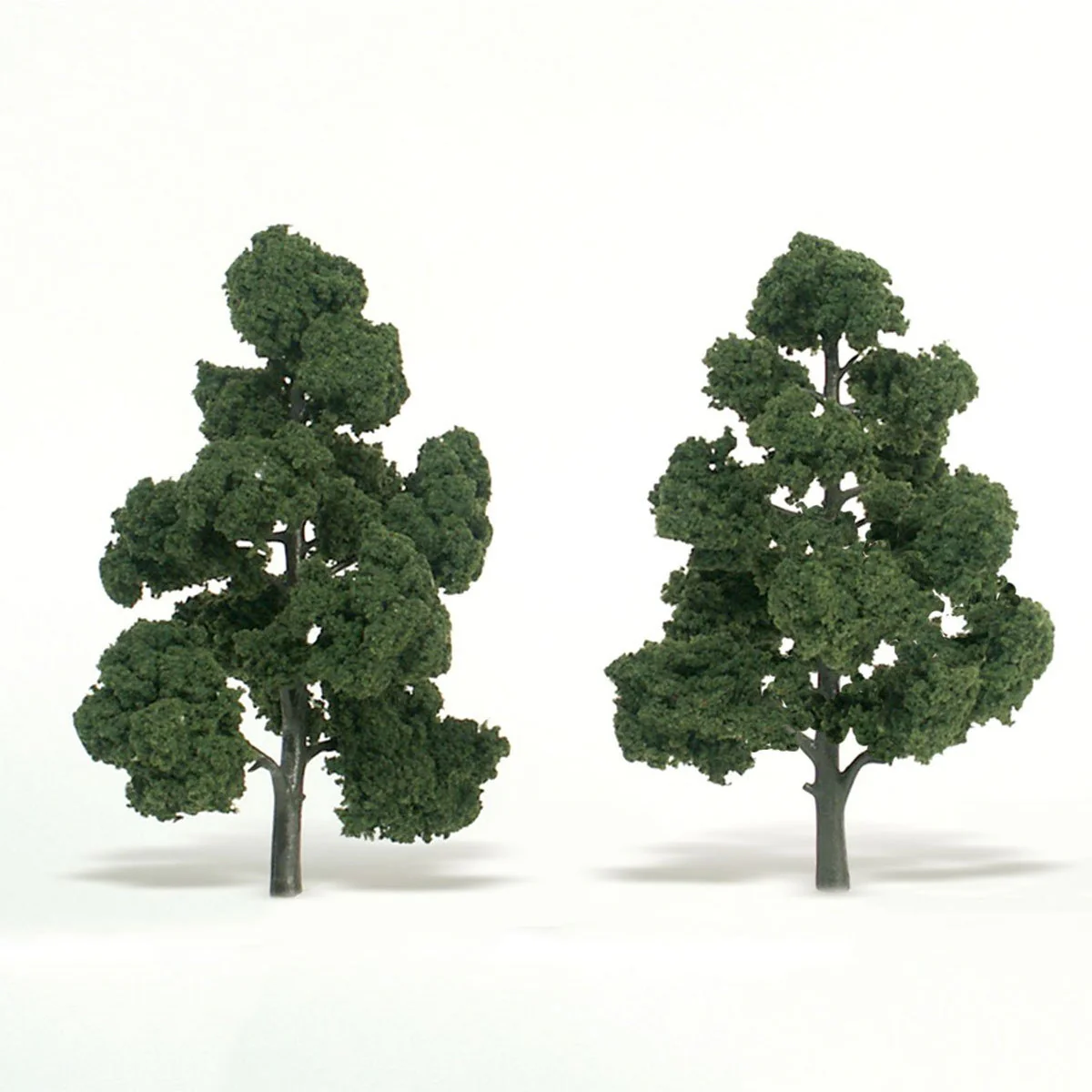 TR1518 Ready-Made Tree, Medium Green 7-8" (2)